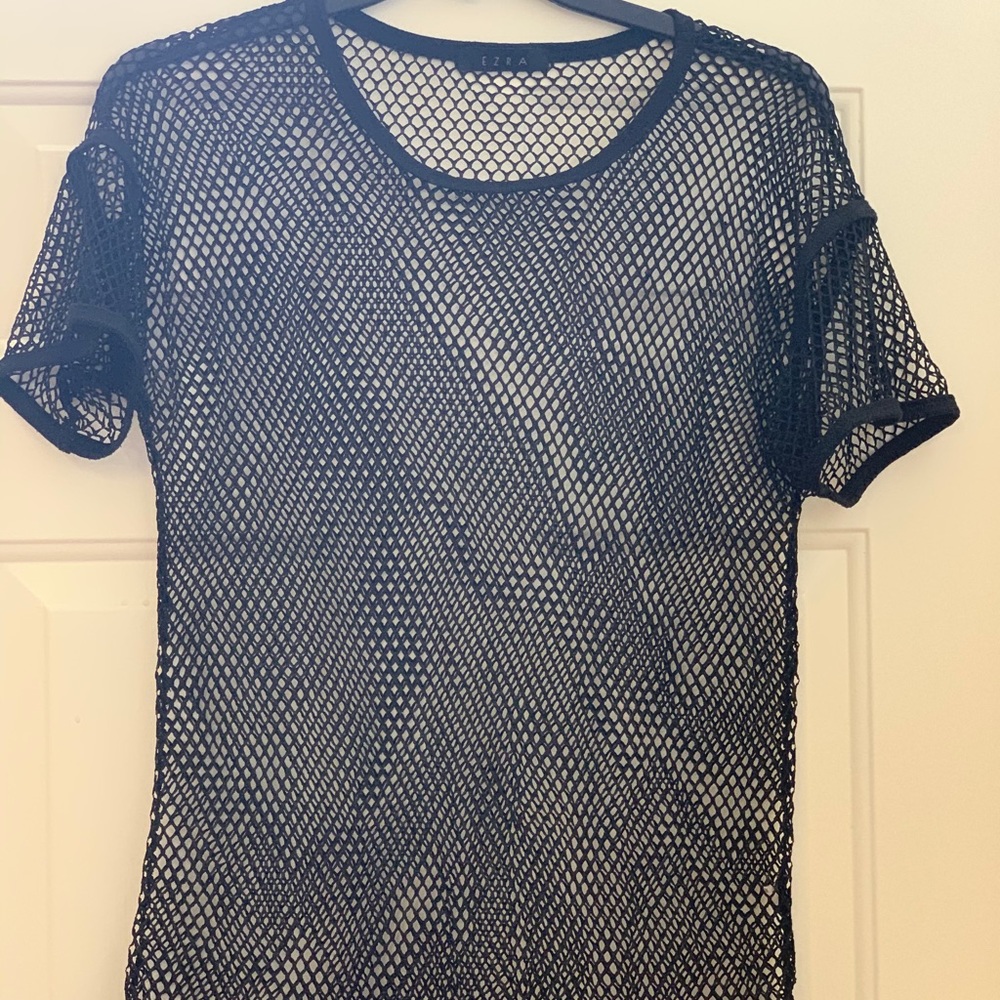 Mesh T - Picture 2 of 3